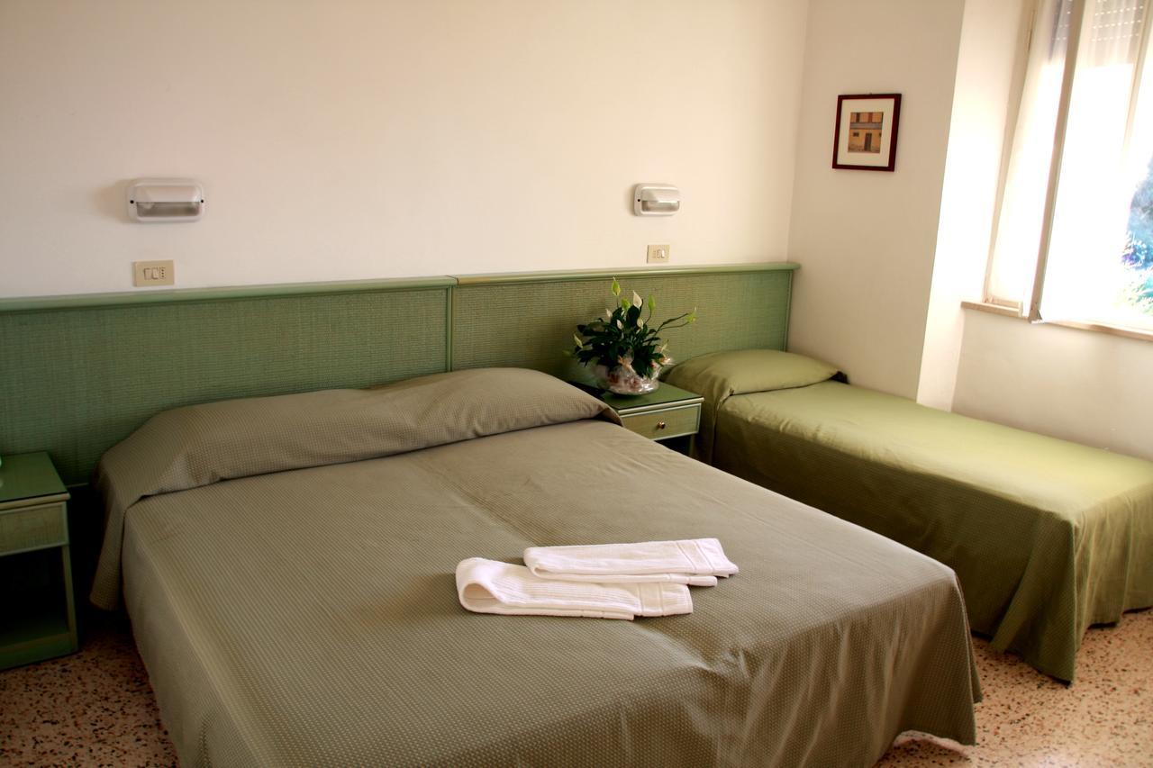 Hotel Excelsior Fano Dış mekan fotoğraf
