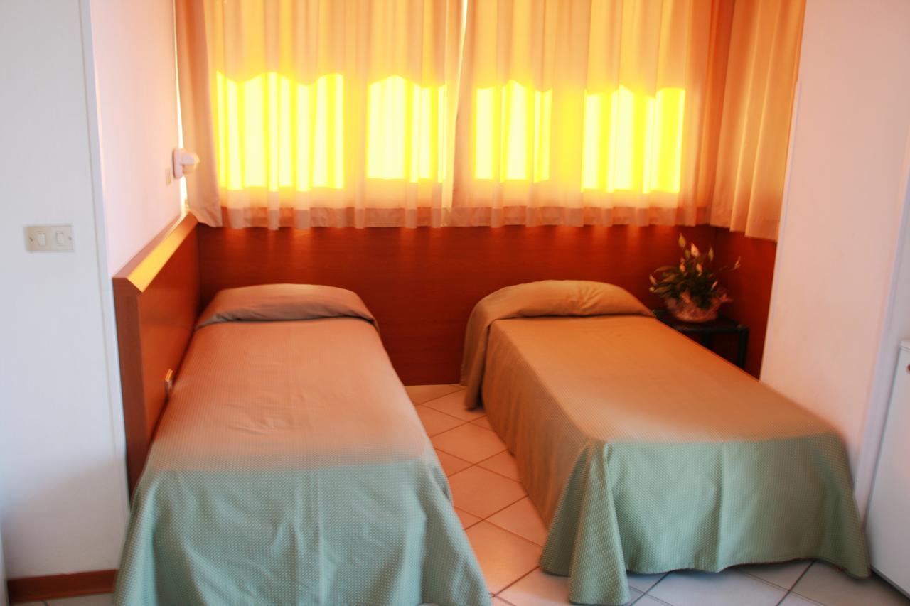Hotel Excelsior Fano Dış mekan fotoğraf