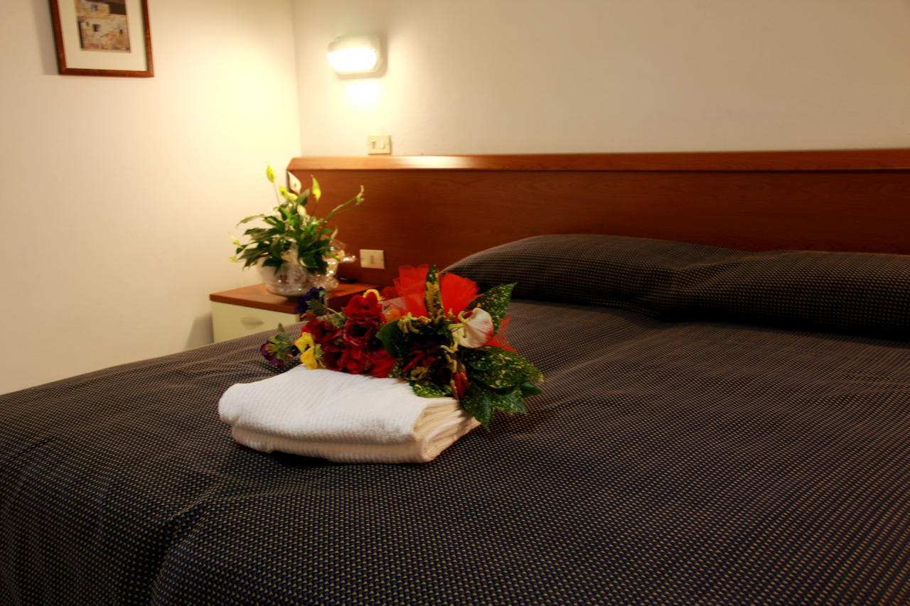 Hotel Excelsior Fano Dış mekan fotoğraf